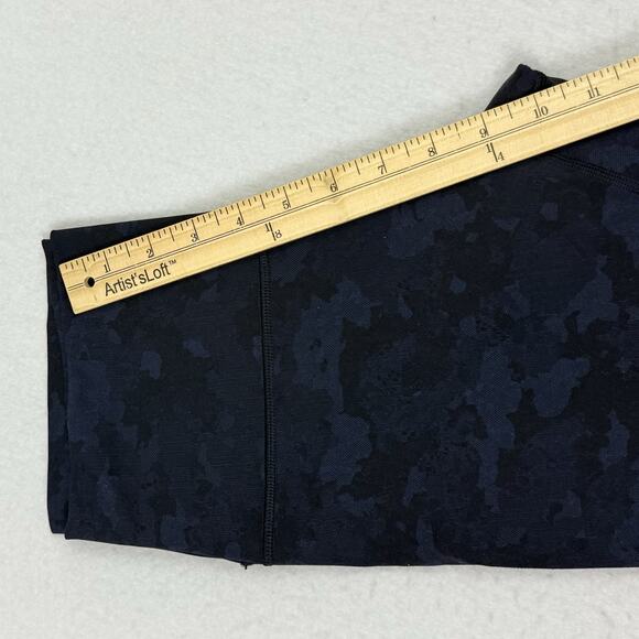 Lululemon Wunder Under Crop Legged Hi-Rise Luxtreme 21” Blue Camouflaged Size 8 - Picture 7 of 9